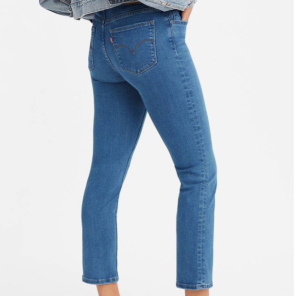 Levi's Women's 724 High Rise Straight Cropped Jeans Size 26 NWT - Picture 3 of 7